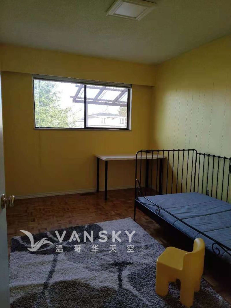 260617060713_living or bed room.jpg